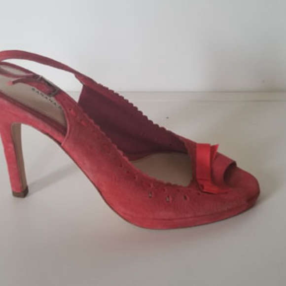 Shoes - Picture 2 of 3